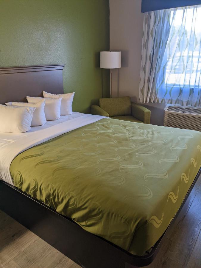 Quality & Hotel 3*