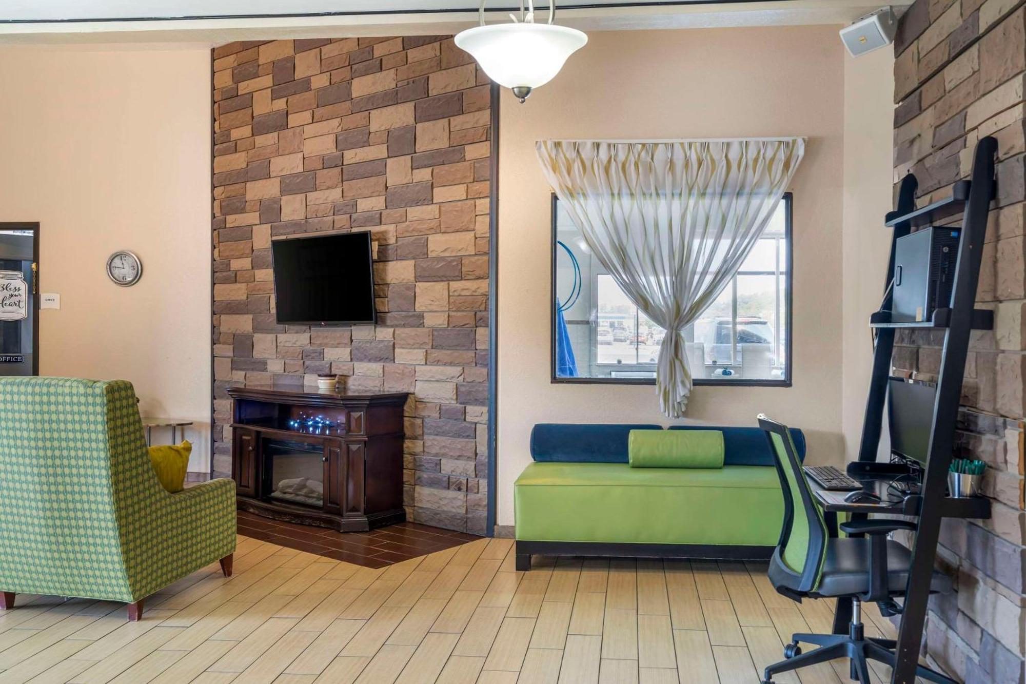 Hotel Quality & Delaware